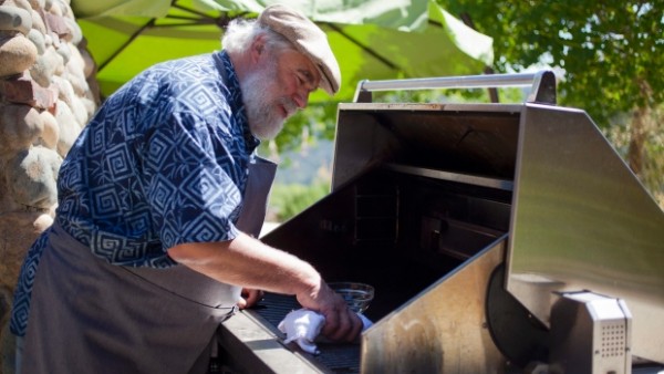 Tips To Clean And Maintain Barbecue Grills