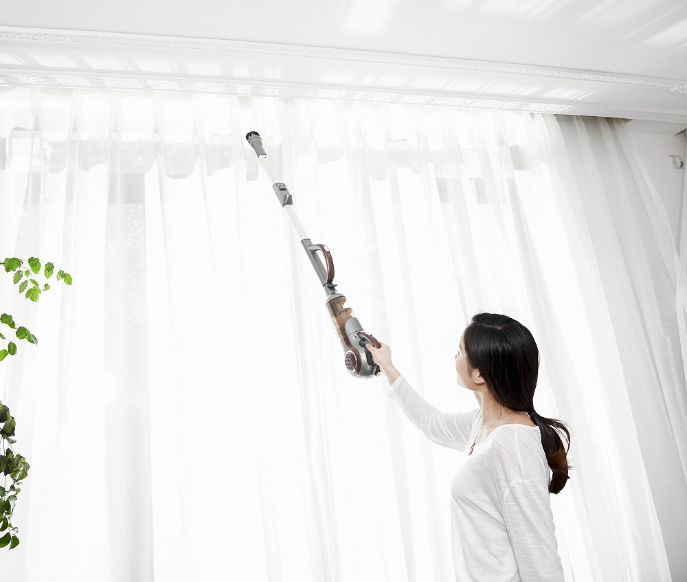 Why Is It Important To Use Curtain Cleaning Service For Home?