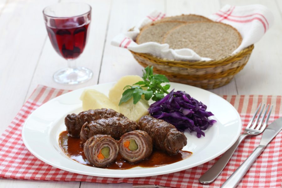 13 Yummy &amp; Lip-Smacking Dishes to Try Out In Germany